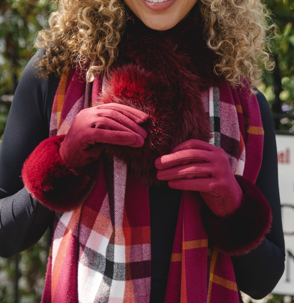 Faux Fur Cuffed Gloves